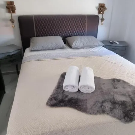 Ellis-suites Kavala Apartament *
